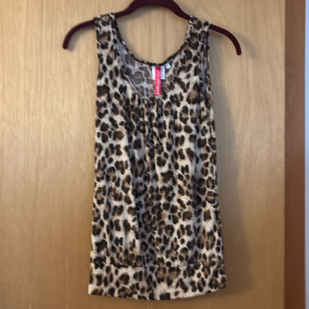 Heart Soul Leopard Print Sleeveless Top Sz s